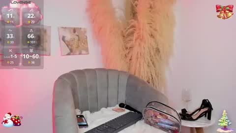 Snapshot of aisha_sakina chatting on 26, 12, 2024 aisha online show from 26, 12, 2024