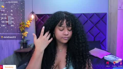 Snapshot of aisha_violet chatting on 2, 12, 2024 Aisha Violet online show from 2, 12, 2024