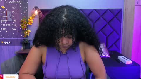 Snapshot of aisha_violet chatting on 3, 12, 2024 Aisha Violet online show from 3, 12, 2024