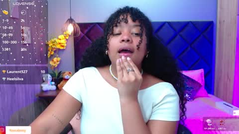 Snapshot of aisha_violet chatting on 17, 12, 2024 Aisha Violet online show from 17, 12, 2024