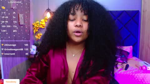 Snapshot of aisha_violet chatting on 22, 12, 2024 Aisha Violet online show from 22, 12, 2024