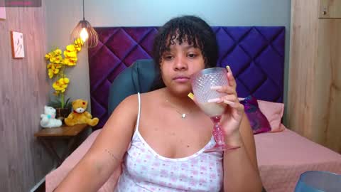 Snapshot of aisha_violet chatting on 24, 12, 2024 Aisha Violet online show from 24, 12, 2024