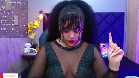 Snapshot of aisha_violet chatting on 16, 1, 2025 Aisha Violet online show from 16, 1, 2025
