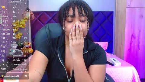 Snapshot of aisha_violet chatting on 18, 1, 2025 Aisha Violet online show from 18, 1, 2025