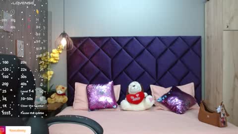 Snapshot of aisha_violet chatting on 19, 1, 2025 Aisha Violet online show from 19, 1, 2025