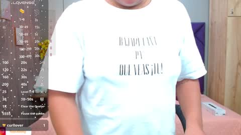 Snapshot of aisha_violet chatting on 19, 1, 2025 Aisha Violet online show from 19, 1, 2025