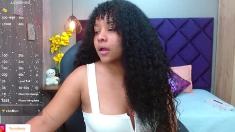 Snapshot of aisha_violet chatting on 5, 2, 2025 Aisha Violet online show from 5, 2, 2025
