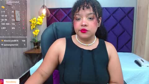 Snapshot of aisha_violet chatting on 12, 2, 2025 Aisha Violet online show from 12, 2, 2025