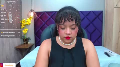 Snapshot of aisha_violet chatting on 12, 2, 2025 Aisha Violet online show from 12, 2, 2025