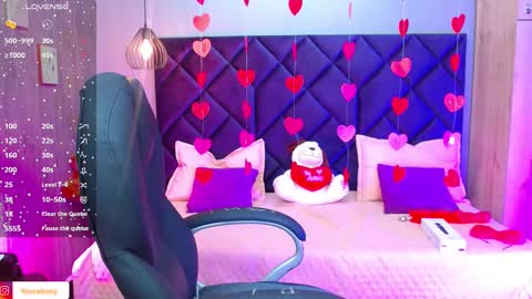 Snapshot of aisha_violet chatting on 15, 2, 2025 Aisha Violet online show from 15, 2, 2025