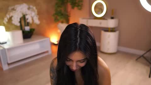 Maddy online show from 3, 11, 2025