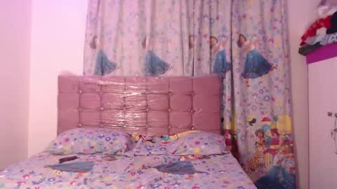 Aisha online show from 13, 12, 2025