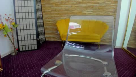 Aisha online show from 4, 11, 2025