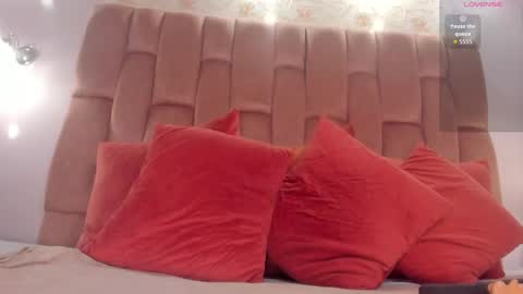 aisha  online show from 24, 3, 2026