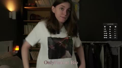 Snapshot of aislyfarran chatting on 1, 2, 2026 Aliza online show from 1, 2, 2026