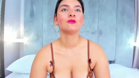 Snapshot of aitanajones1_ chatting on 15, 6, 2026 Aitana online show from 15, 6, 2026
