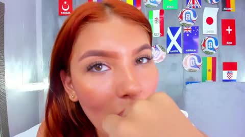 Snapshot of aitanajones1_ chatting on 7, 7, 2026 Aitana online show from 7, 7, 2026