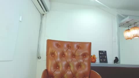 Ahitana Russ online show from 11, 1, 2025