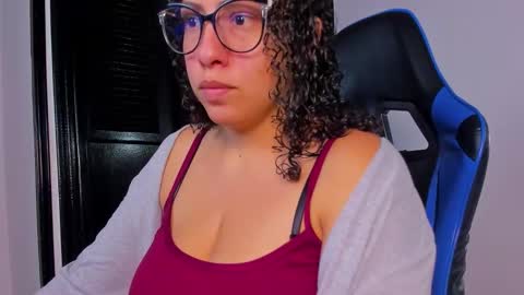 Aixa Burgos online show from 28, 10, 2025