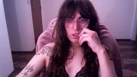 Veronica Akame 3 online show from 12, 11, 2025