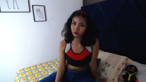 Snapshot of akane_uwu chatting on 6, 10, 2025 A K A N E U W U online show from 6, 10, 2025