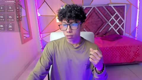 Snapshot of akazaboy chatting on 31, 1, 2025 akazaboy online show from 31, 1, 2025