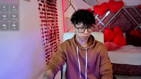 Snapshot of akazaboy chatting on 19, 2, 2025 akazaboy online show from 19, 2, 2025