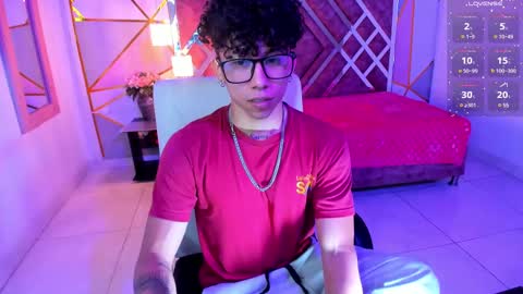 Snapshot of akazaboy chatting on 4, 3, 2025 akazaboy online show from 4, 3, 2025