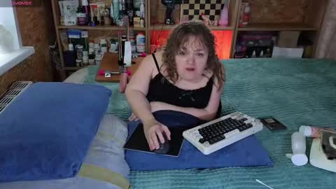 Natalie online show from 7, 11, 2025