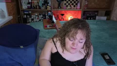 Natalie online show from 8, 11, 2025