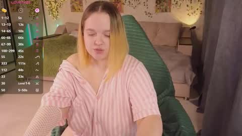 Aki online show from 23, 10, 2025