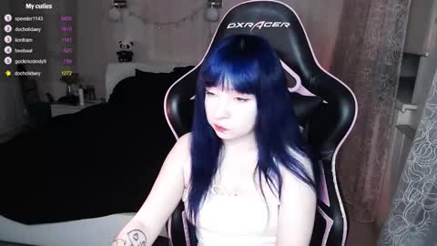 akirahartyx online show from 25, 10, 2025