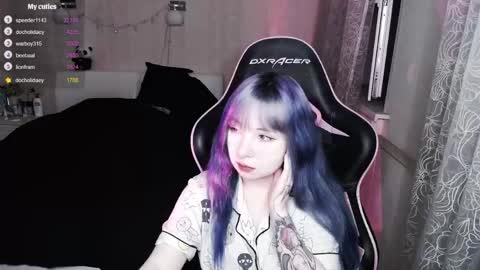 akirahartyx online show from 30, 3, 2026