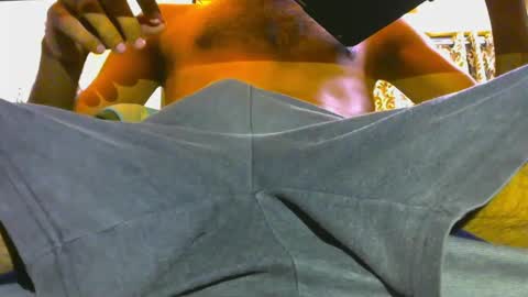 Snapshot of akks_0001 chatting on 11, 3, 2025 Martin online show from 11, 3, 2025