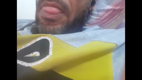 Brown arab man online show from 23, 10, 2025