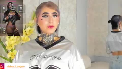 Snapshot of alahia_dangelo_ chatting on 11, 6, 2026 ALAHIA online show from 11, 6, 2026