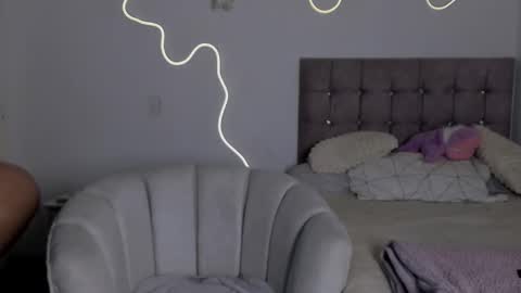 Alaia Alegria online show from 22, 3, 2026