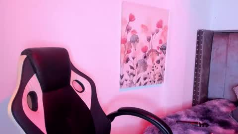 Alaia Carter online show from 23, 10, 2025