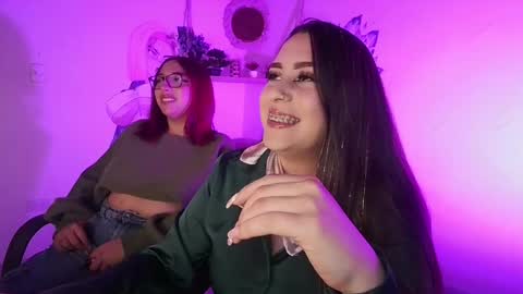 alaia online show from 16, 4, 2026