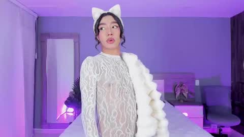 alaiaguerra online show from 10, 11, 2025