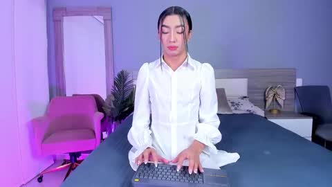 alaiaguerra online show from 24, 11, 2025