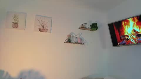 Snapshot of alaiarogerss chatting on 15, 7, 2026 online show from 15, 7, 2026