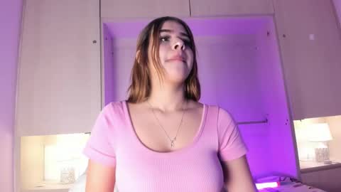 Snapshot of alaiaroose chatting on 7, 2, 2026 alaiaroose online show from 7, 2, 2026