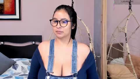     online show from 5, 10, 2025