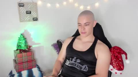 Snapshot of alan_hadid1 chatting on 13, 12, 2024 Alan Hadid online show from 13, 12, 2024