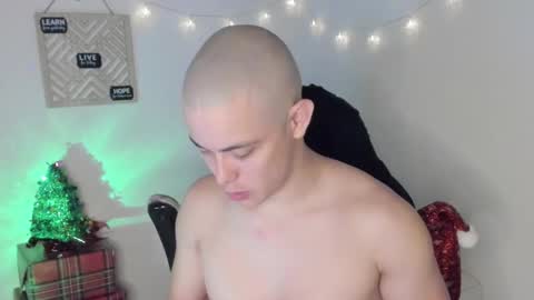 Snapshot of alan_hadid1 chatting on 14, 12, 2024 Alan Hadid online show from 14, 12, 2024