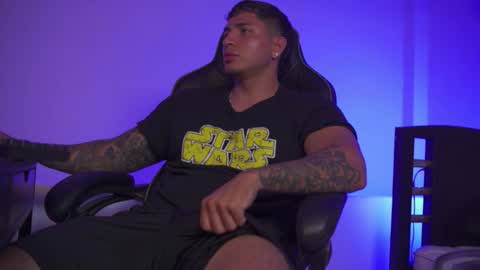 Snapshot of alan_muscle chatting on 5, 3, 2026 Alan online show from 5, 3, 2026