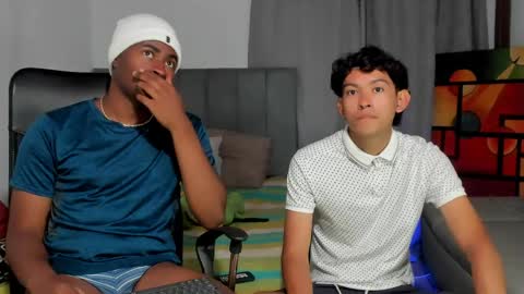 Alan and Criss - WE JUST FRIENDS WITH BENEFITS BOTH VERS online show from 23, 4, 2026