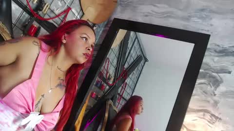 Snapshot of alana_roth chatting on 7, 3, 2025 ALANA ROTH online show from 7, 3, 2025