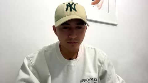 Snapshot of alanj998 chatting on 23, 9, 2025 alanj998 online show from 23, 9, 2025